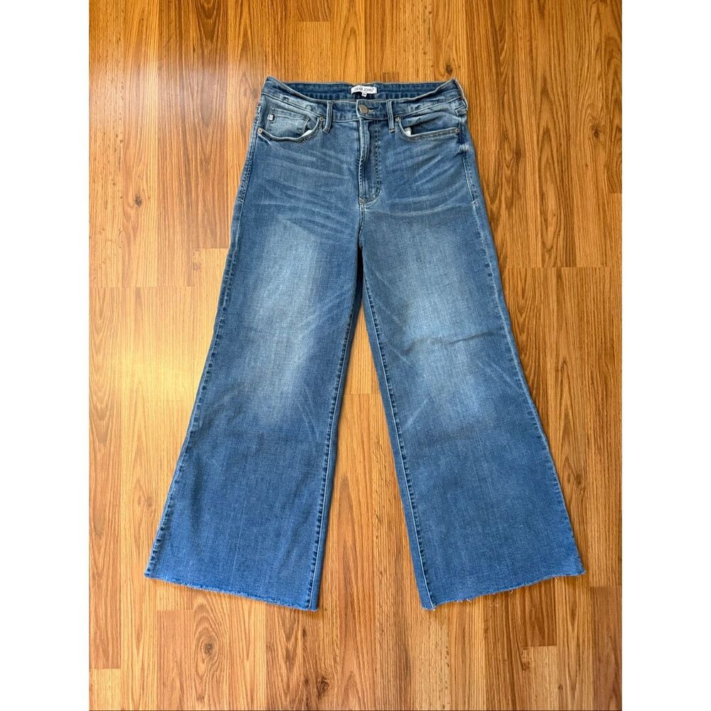 Dear John Women's Raw Hem Wide Leg Ankle Jeans Blue Denim Medium Wash Size 29